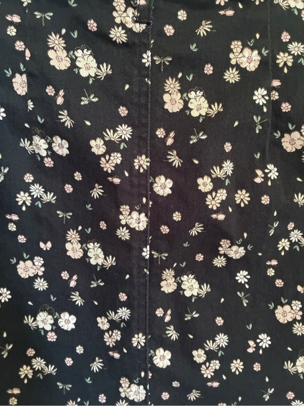 Boho Ditsy Coquette Whimsigoth Black Denim Mini Skirt Pink Floral Print Sz M - Picture 6 of 7